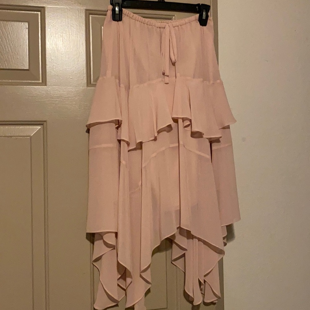 BCBGMAXAZRIA Bare Pink Skirt. Sz XXS